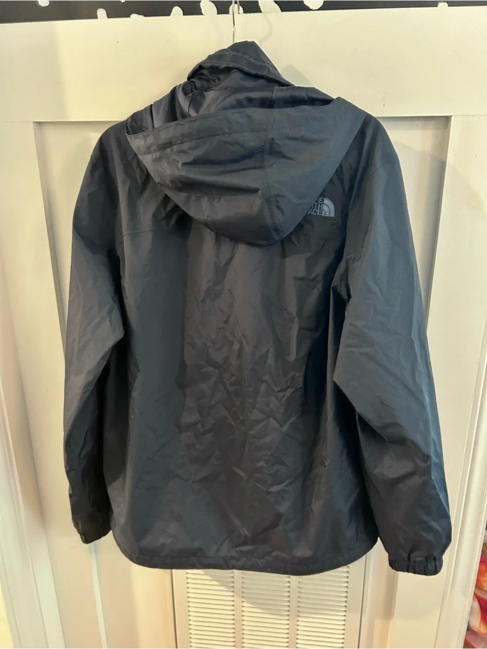The North Face Resolve 2 Men's Navy Lightweight Shell Jacket Large